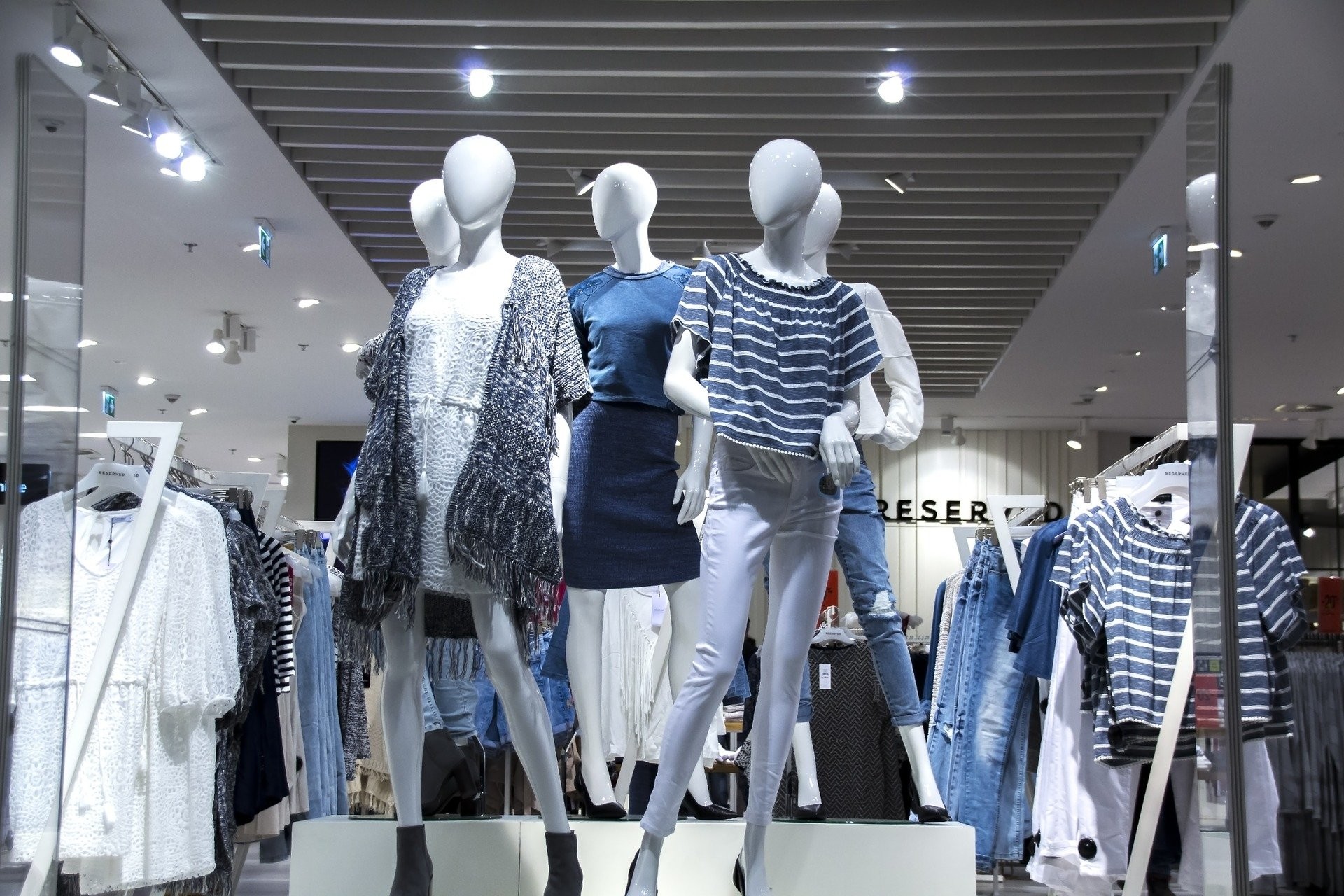 AU BONHEUR DES DAMES- BOUTIQUE TEMOIN