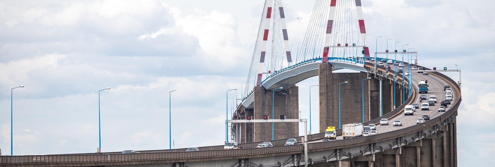 Parfois il suffit de passer le pont pour trouver son bonheur. image